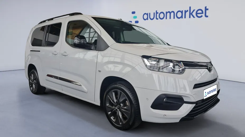 TOYOTA Proace City Verso Proace City Verso Long 1.2 D-4T Family Aut.
