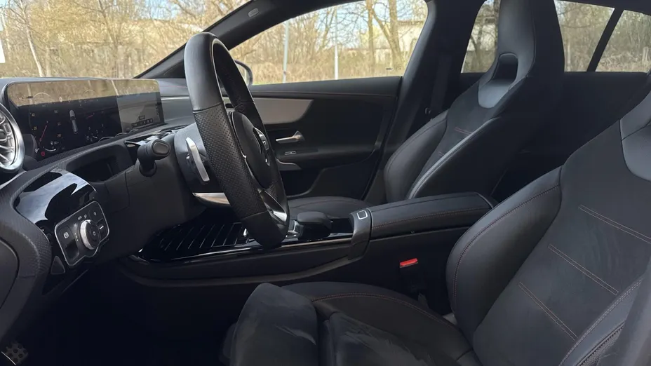 MERCEDES-BENZ CLA CLA 200 d 4-Matic 8G-DCT