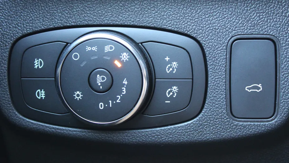 FORD Focus Focus 1.5 EcoBlue SCR Titanium X