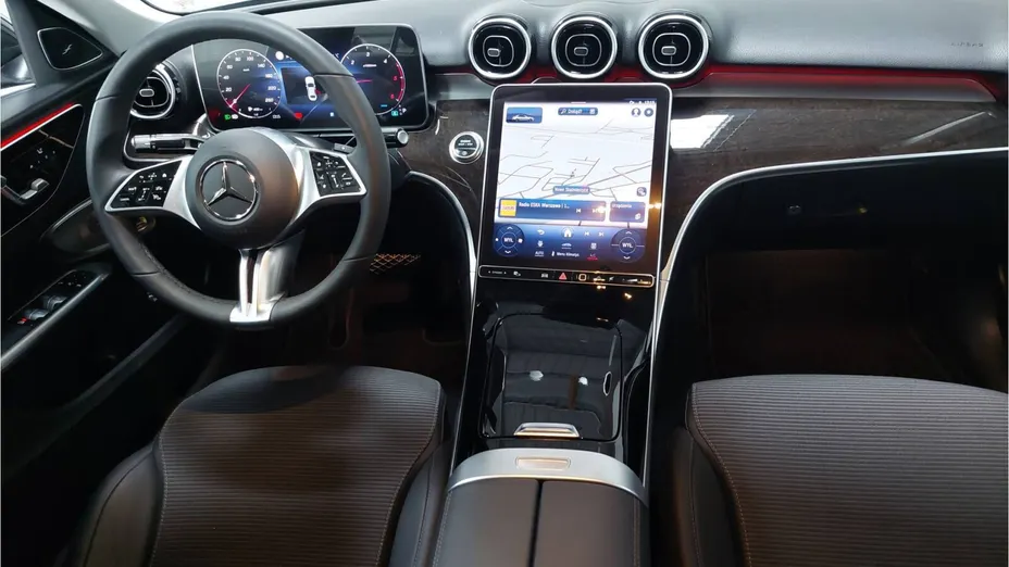 MERCEDES-BENZ C Klasa C 220 d mHEV Avantgarde