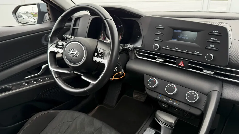 HYUNDAI Elantra Elantra 1.6 Modern CVT