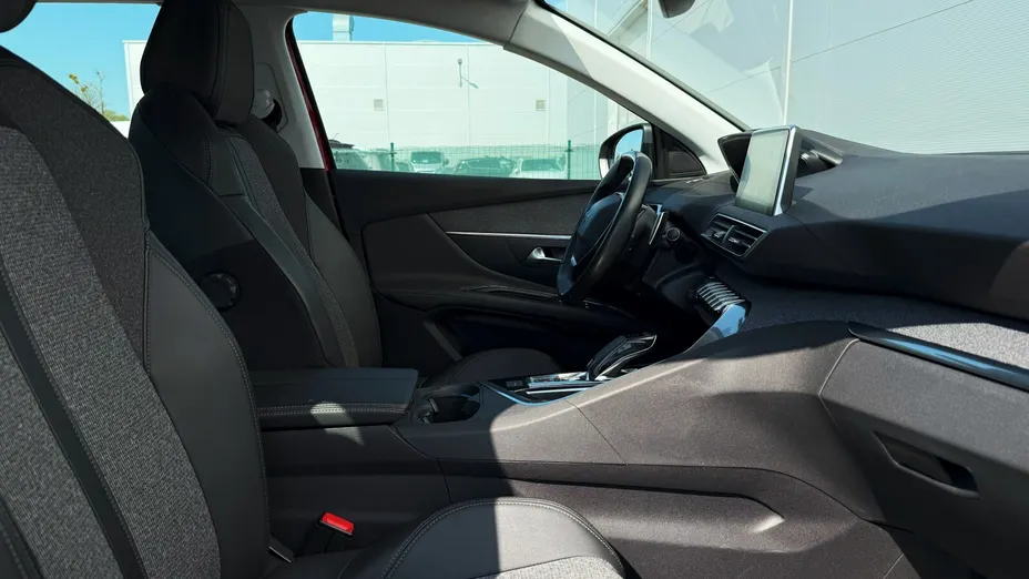 PEUGEOT 3008 3008 1.2 PureTech GPF Allure S&S EAT8