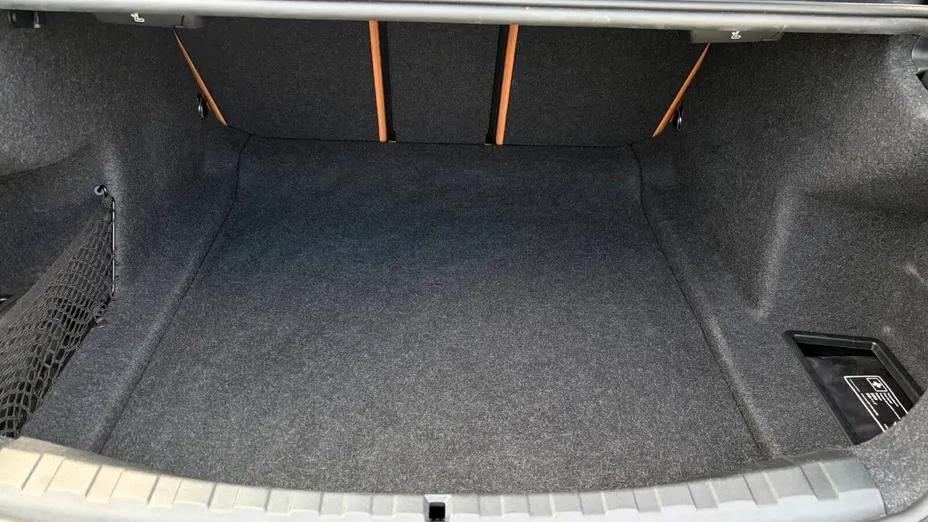 BMW Seria 3 318i M Sport aut