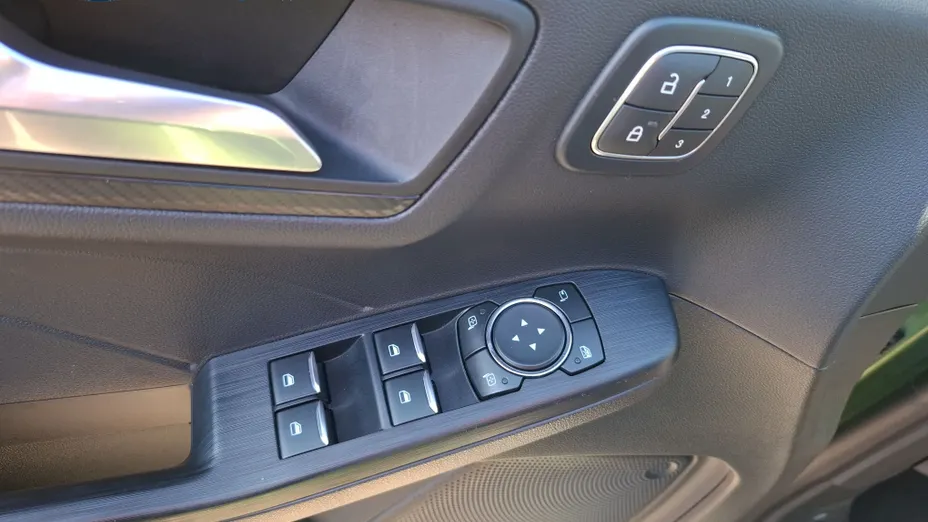 FORD Kuga Kuga 2.5 FHEV AWD ST-Line X eCVT