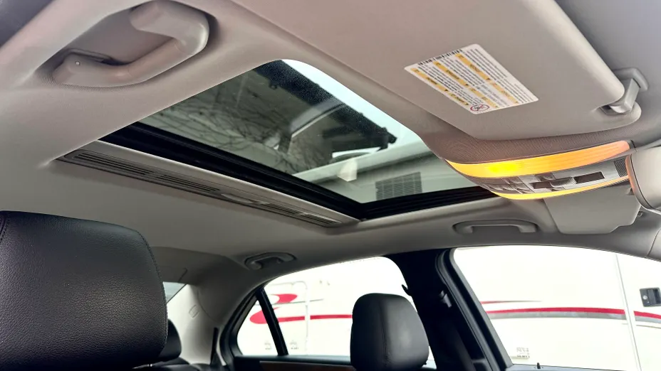 MERCEDES-BENZ E Klasa E 250 CGI BlueEff. Elegance