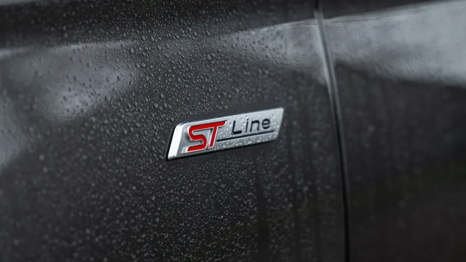 FORD Mondeo Mondeo 2.0 Hybrid ST-Line Plus