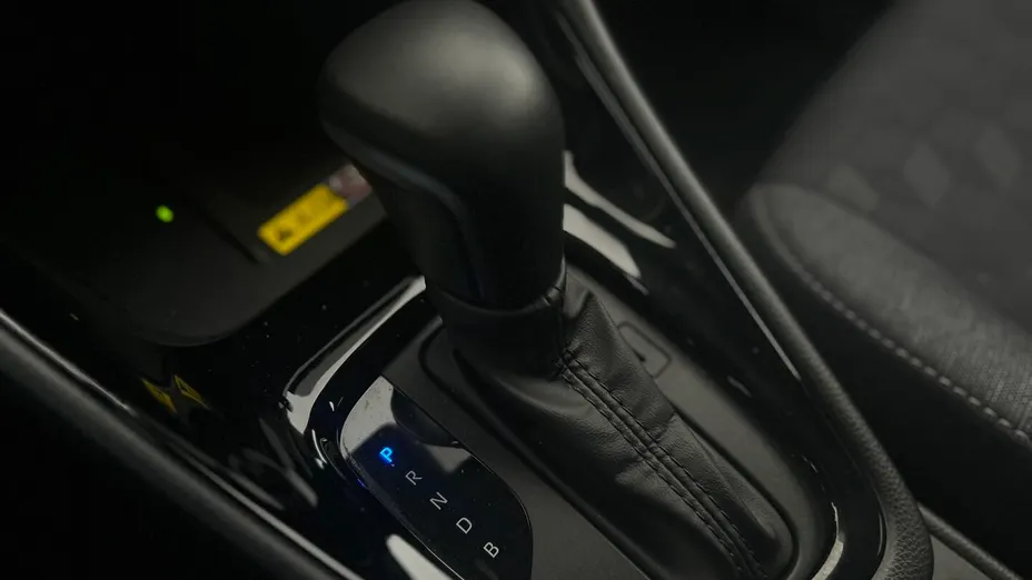 TOYOTA Yaris Yaris Hybrid 1.5 Style