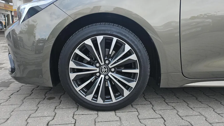 TOYOTA Corolla Corolla 1.8 Hybrid Style