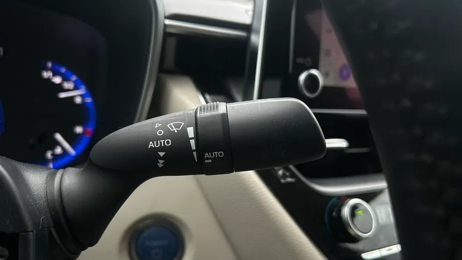 TOYOTA Corolla Corolla 1.8 Hybrid Comfort