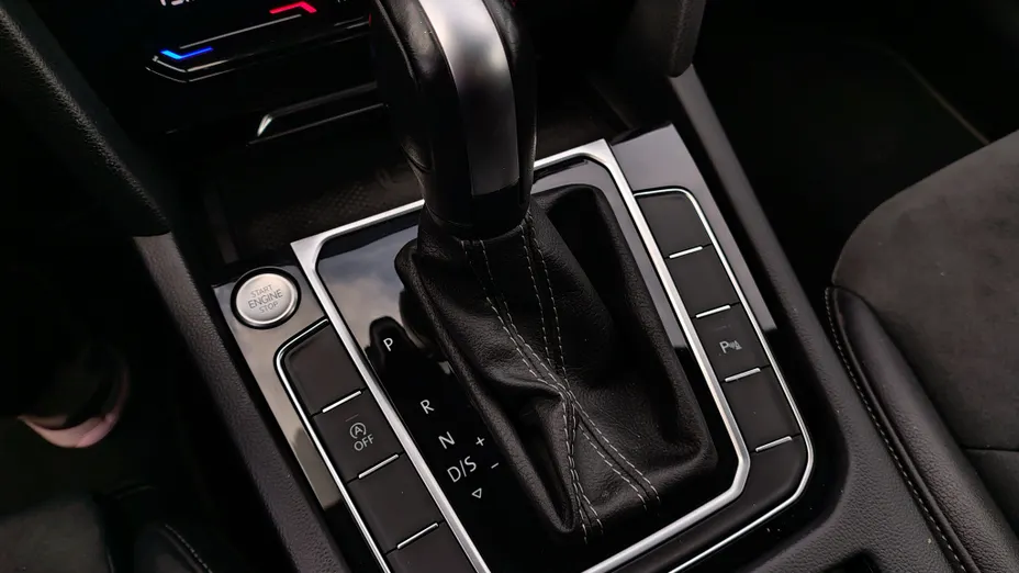 VOLKSWAGEN Arteon Arteon 2.0 TDI 4Motion R-Line DSG