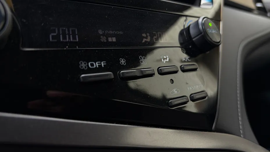 TOYOTA Camry Camry 2.5 Hybrid Comfort CVT