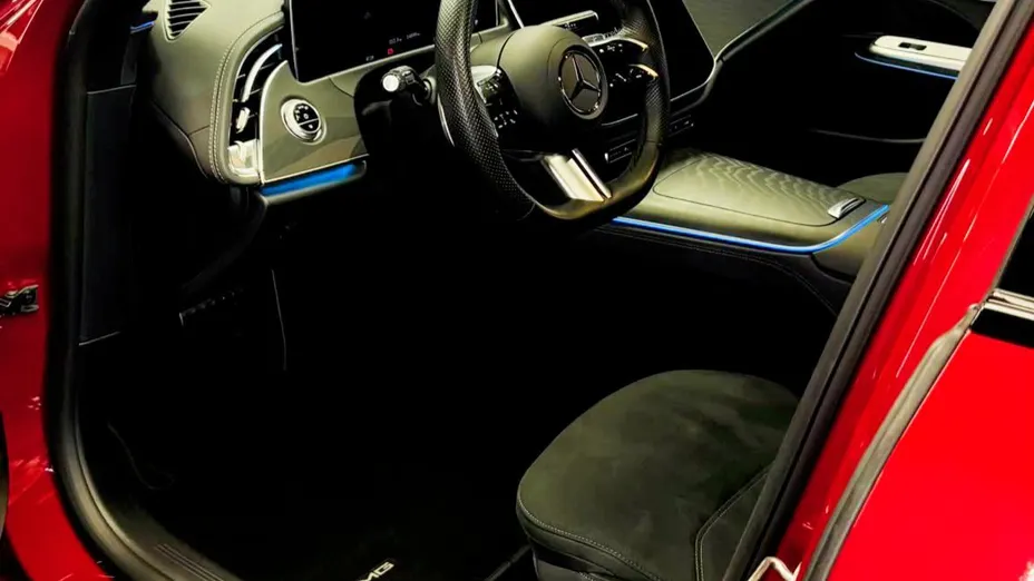 MERCEDES-BENZ E Klasa E 200 mHEV AMG 9G-Tronic