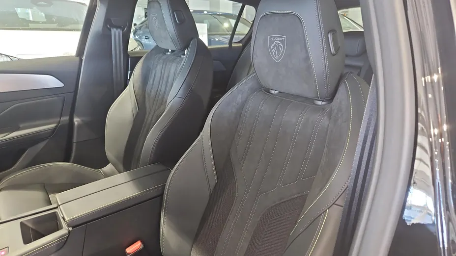 PEUGEOT 308 308 1.2 mHEV GT Exclusive S&S e-DCS6 Nowy