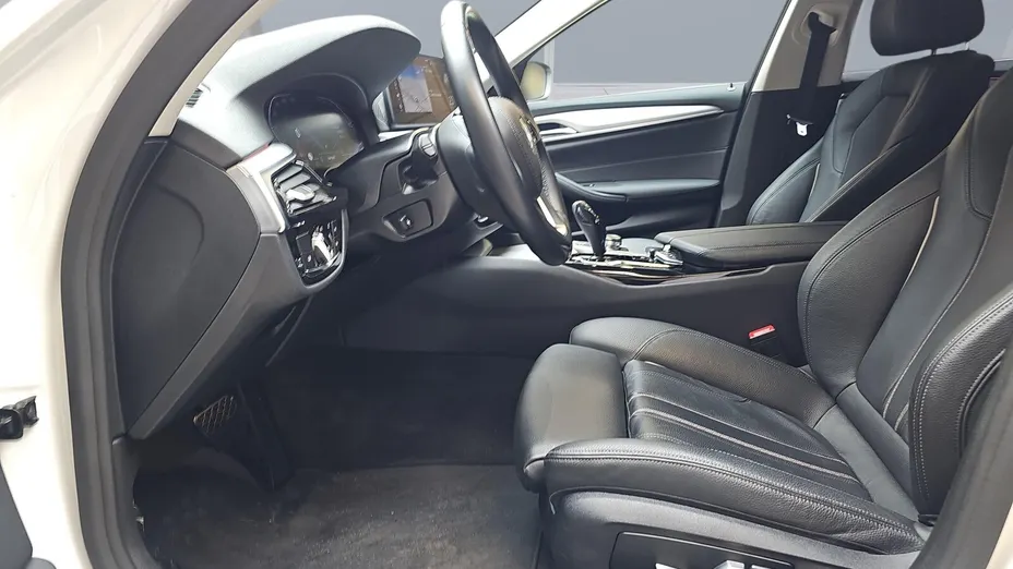 BMW Seria 5 520d mHEV aut