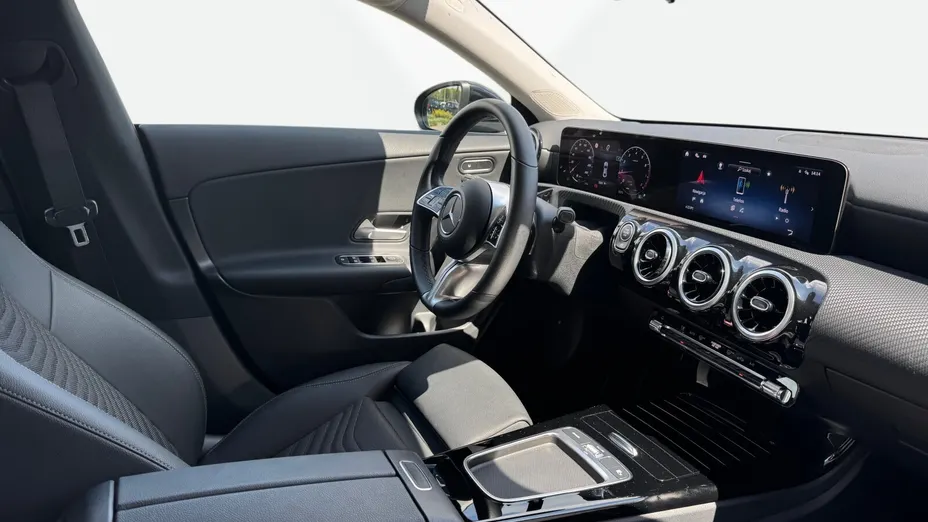 MERCEDES-BENZ CLA CLA 180 mHEV 7G-DCT