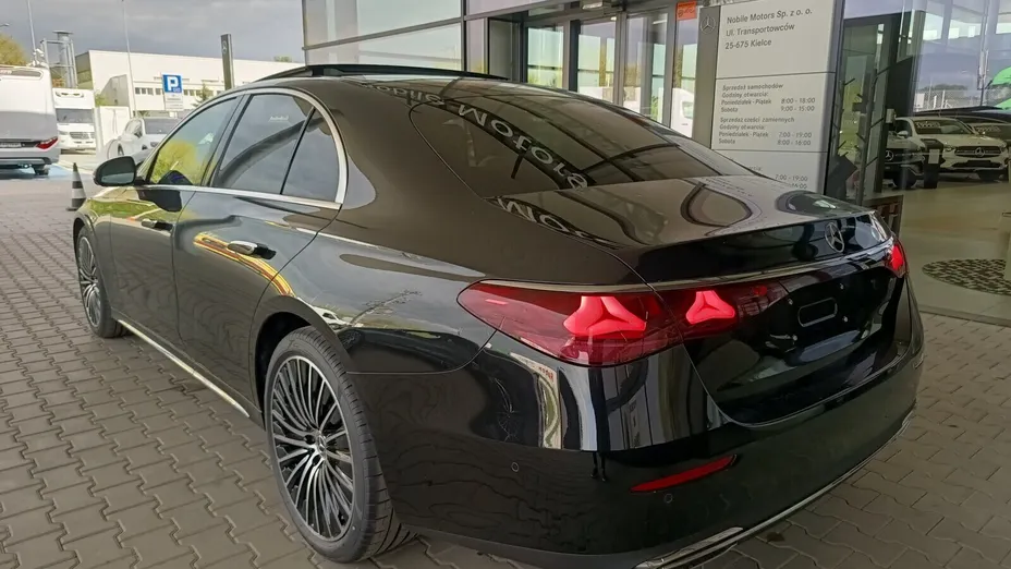 MERCEDES-BENZ E Klasa E 200 mHEV 4-Matic Exclusive 9G-Tronic