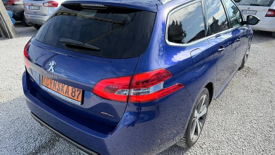 PEUGEOT 308 -