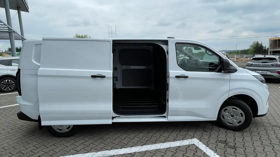 FORD Transit Custom Transit Custom 2.0 EcoBlue 320 L2H1 Trend Aut. Nowy