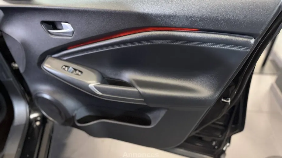 NISSAN Juke -