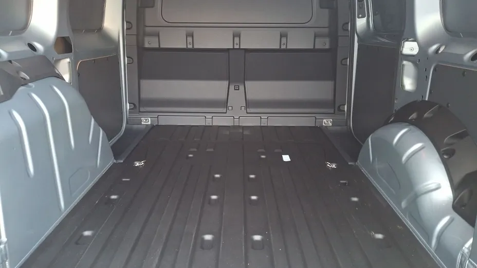 VOLKSWAGEN Caddy Caddy Cargo 1.5 TSI DSG Nowy