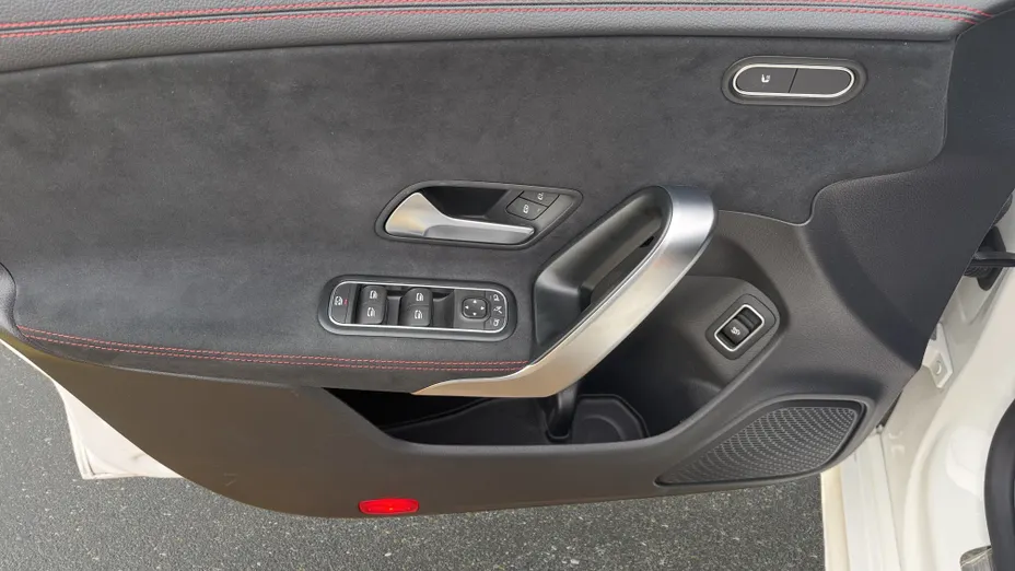 MERCEDES-BENZ CLA CLA 200 mHEV AMG Line 7G-DCT