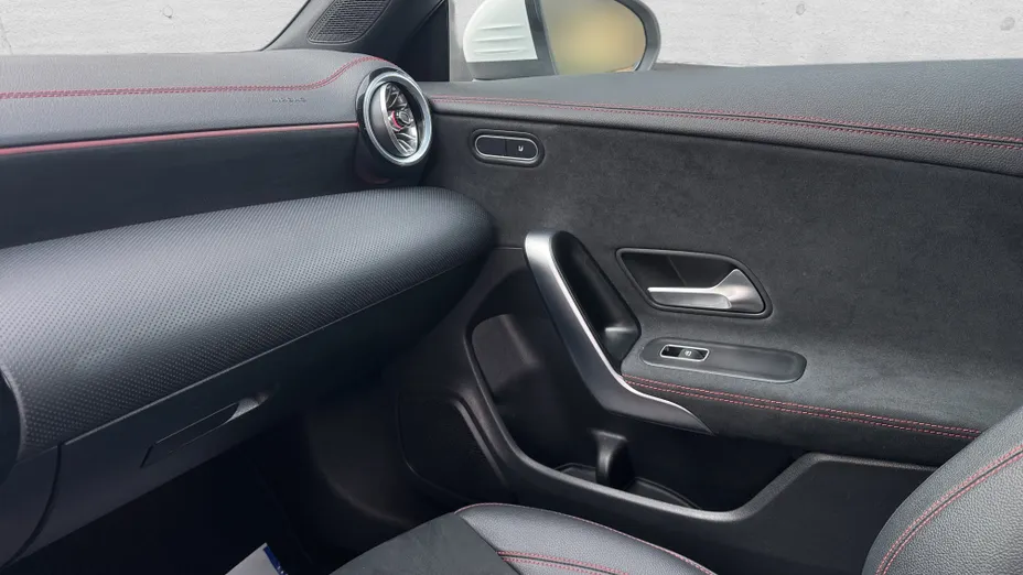 MERCEDES-BENZ CLA CLA 200 mHEV AMG Line 7G-DCT