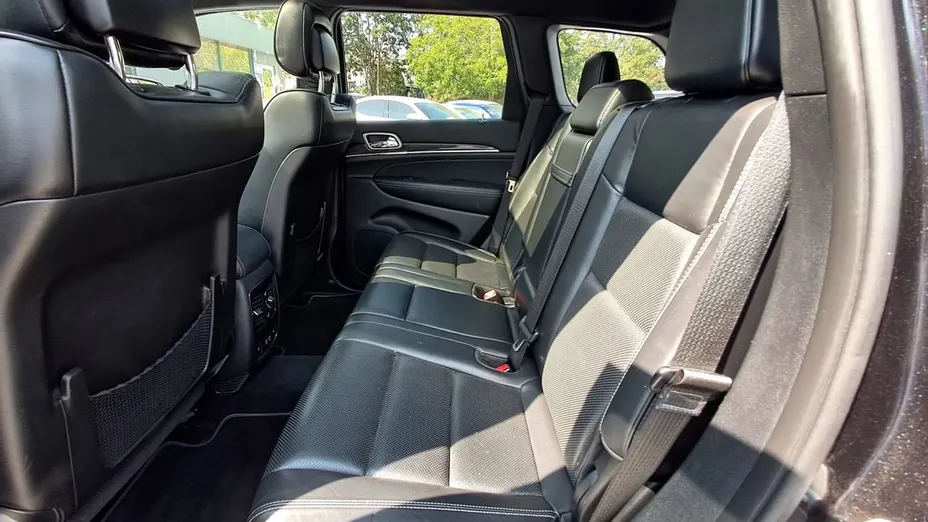 JEEP Grand Cherokee -
