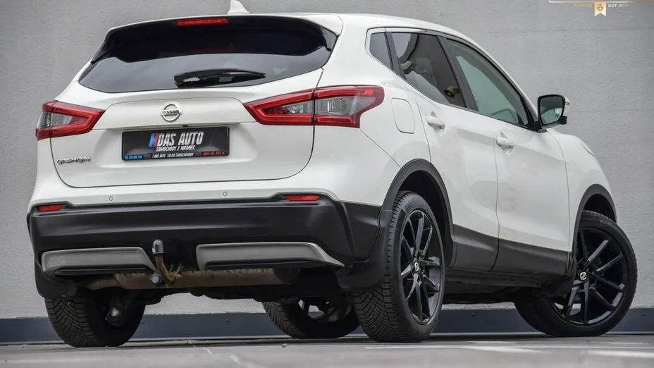 NISSAN Qashqai -