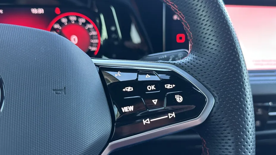 VOLKSWAGEN Golf Golf VIII 2.0 TSI GTI DSG