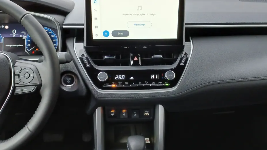 TOYOTA Corolla Cross Corolla Cross 2.0 Hybrid Executive Nowy