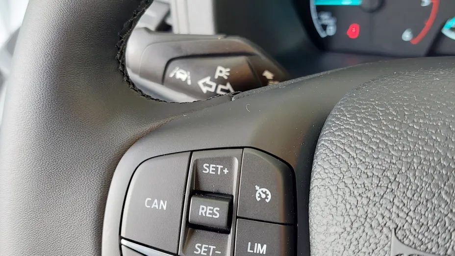 FORD Transit Transit 350 L3H2 RWD Trend