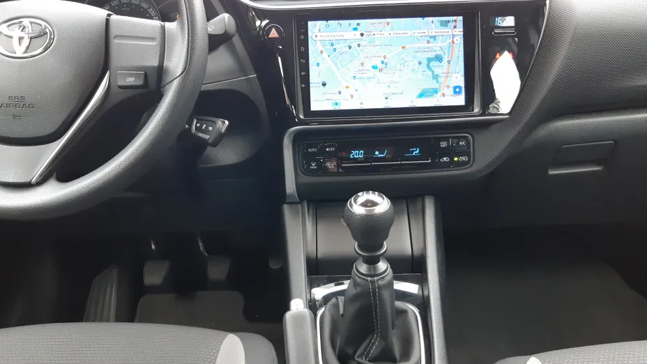 TOYOTA Auris Auris 1.4 D-4D Active