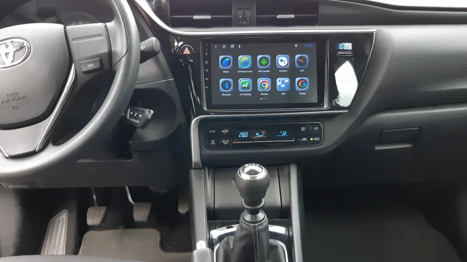 TOYOTA Auris Auris 1.4 D-4D Active