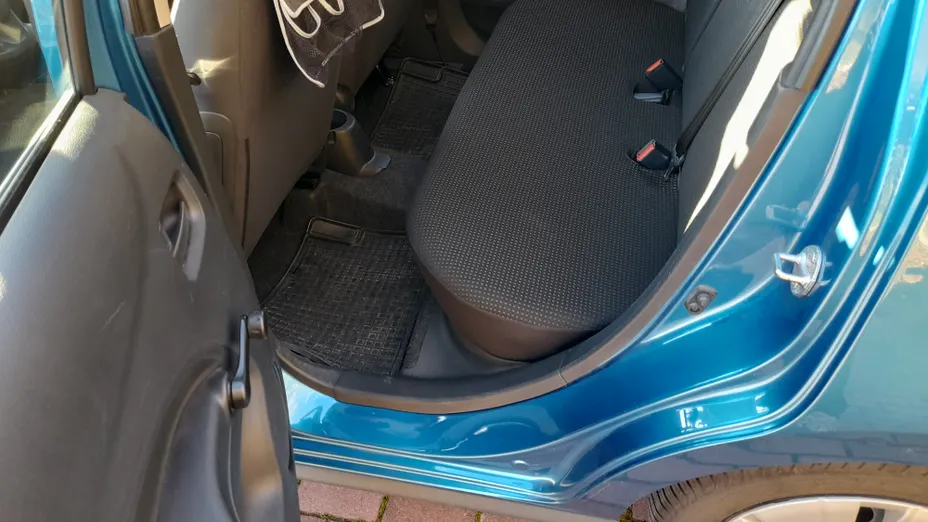 MITSUBISHI Space Star -