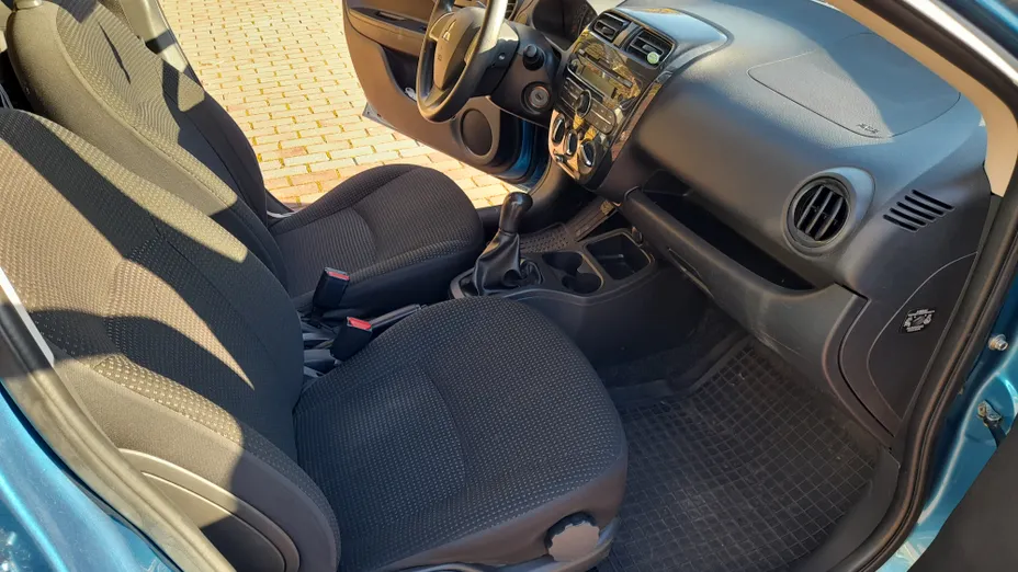 MITSUBISHI Space Star -