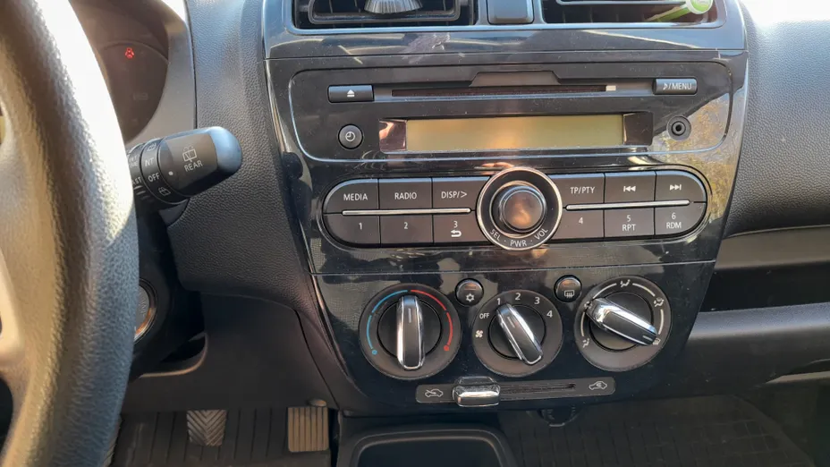 MITSUBISHI Space Star -