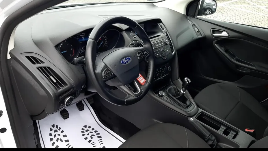 FORD Focus Focus 1.5 TDCi SYNC Edition