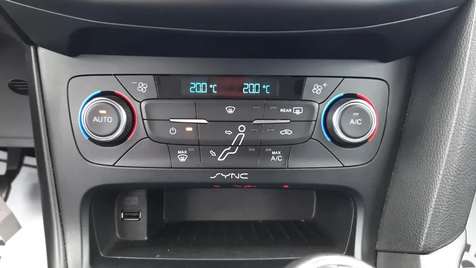 FORD Focus Focus 1.5 TDCi SYNC Edition