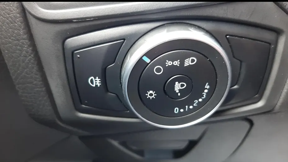 FORD Focus Focus 1.5 TDCi SYNC Edition