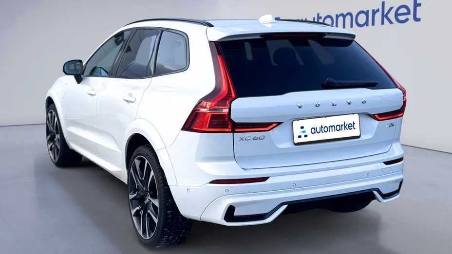 VOLVO XC60 XC60 T8 Plug-In Hybrid AWD Ultra Dark aut