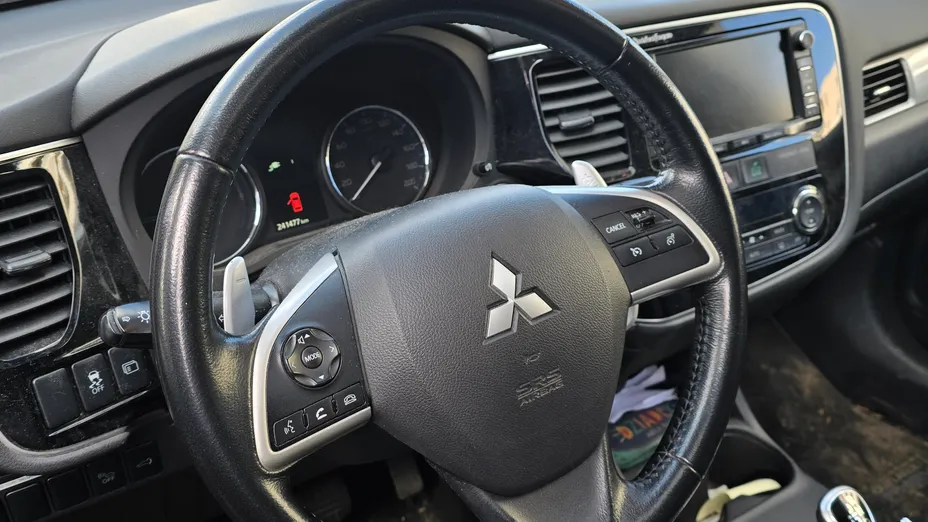 MITSUBISHI Outlander Outlander 2.0 Intense Comfort 4WD CVT