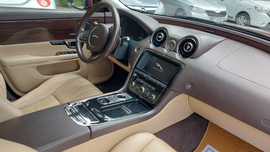 JAGUAR XJ XJ 3.0 D V6 Premium Luxury