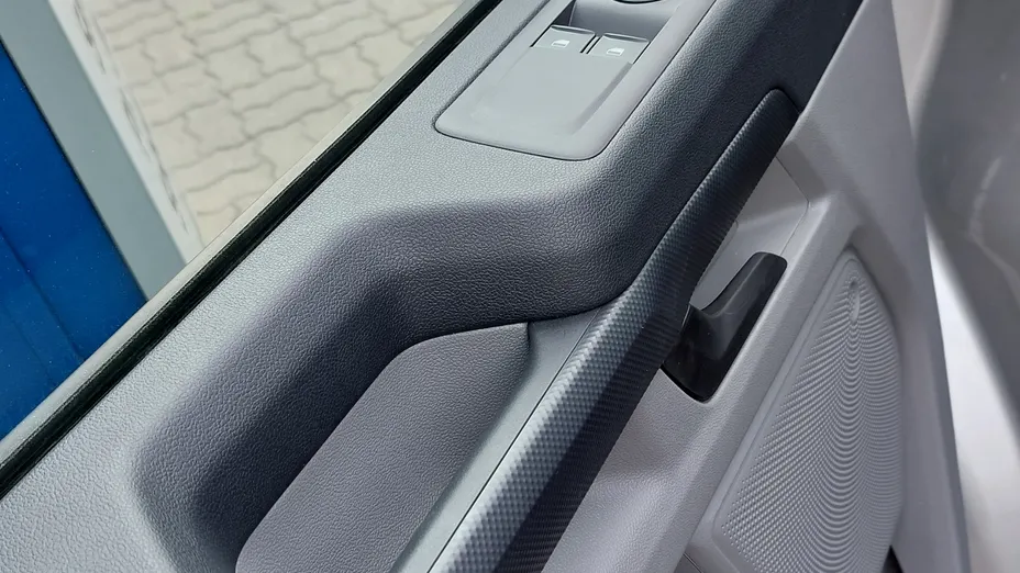 FORD Transit Custom Transit Custom Kombi 2.0 EcoBlue 320 L2H1 Trend M1 Nowy