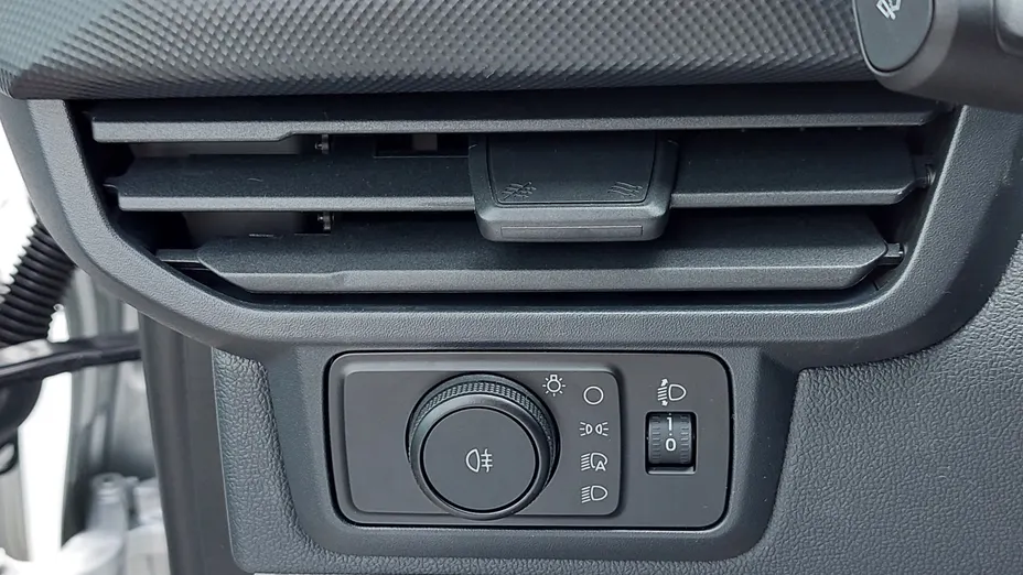 FORD Transit Custom Transit Custom Kombi 2.0 EcoBlue 320 L2H1 Trend M1 Nowy