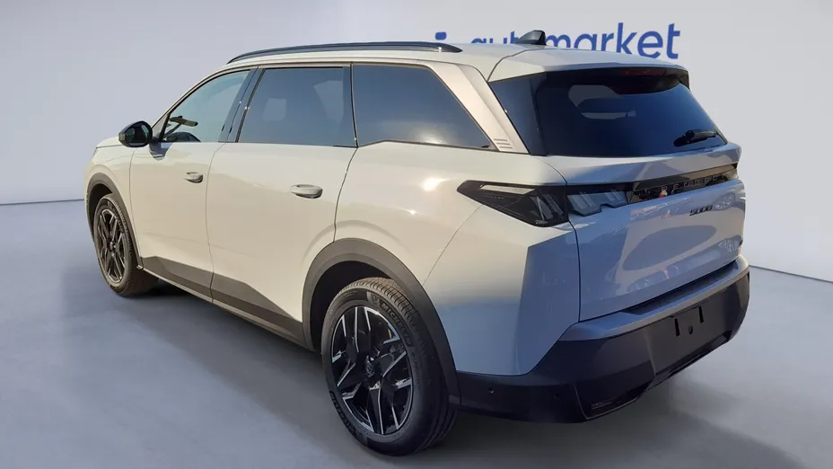 PEUGEOT 5008 5008 1.2 PureTech mHEV GT S&S e-DCS6 Nowy