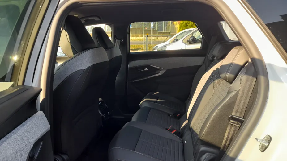 PEUGEOT 5008 5008 1.2 PureTech GT S&S EAT8 Nowy