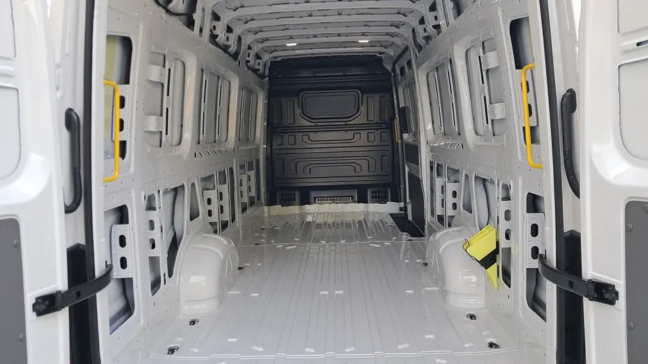 VOLKSWAGEN Crafter Crafter 35 TDI (16,4m3) Nowy