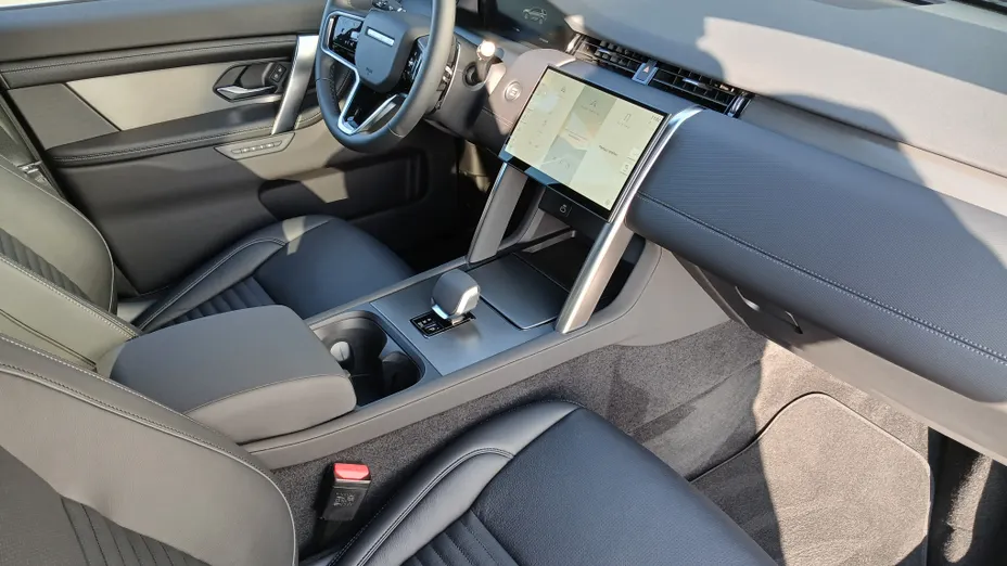 LAND ROVER Discovery Sport Discovery Sport 2.0 D165 mHEV R-Dynamic SE aut