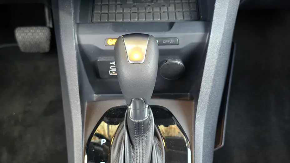 FORD Tourneo Courier Tourneo Courier 1.0 EcoBoost Active aut