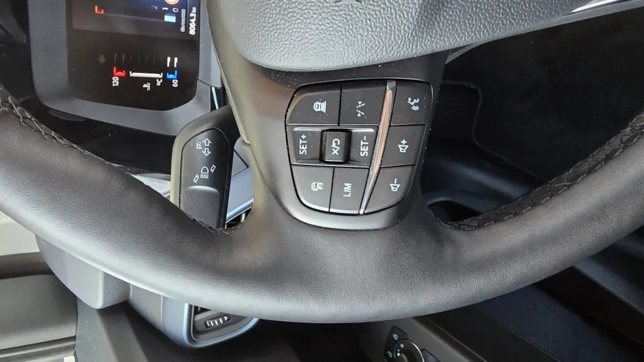 FORD Tourneo Courier Tourneo Courier 1.0 EcoBoost Active aut